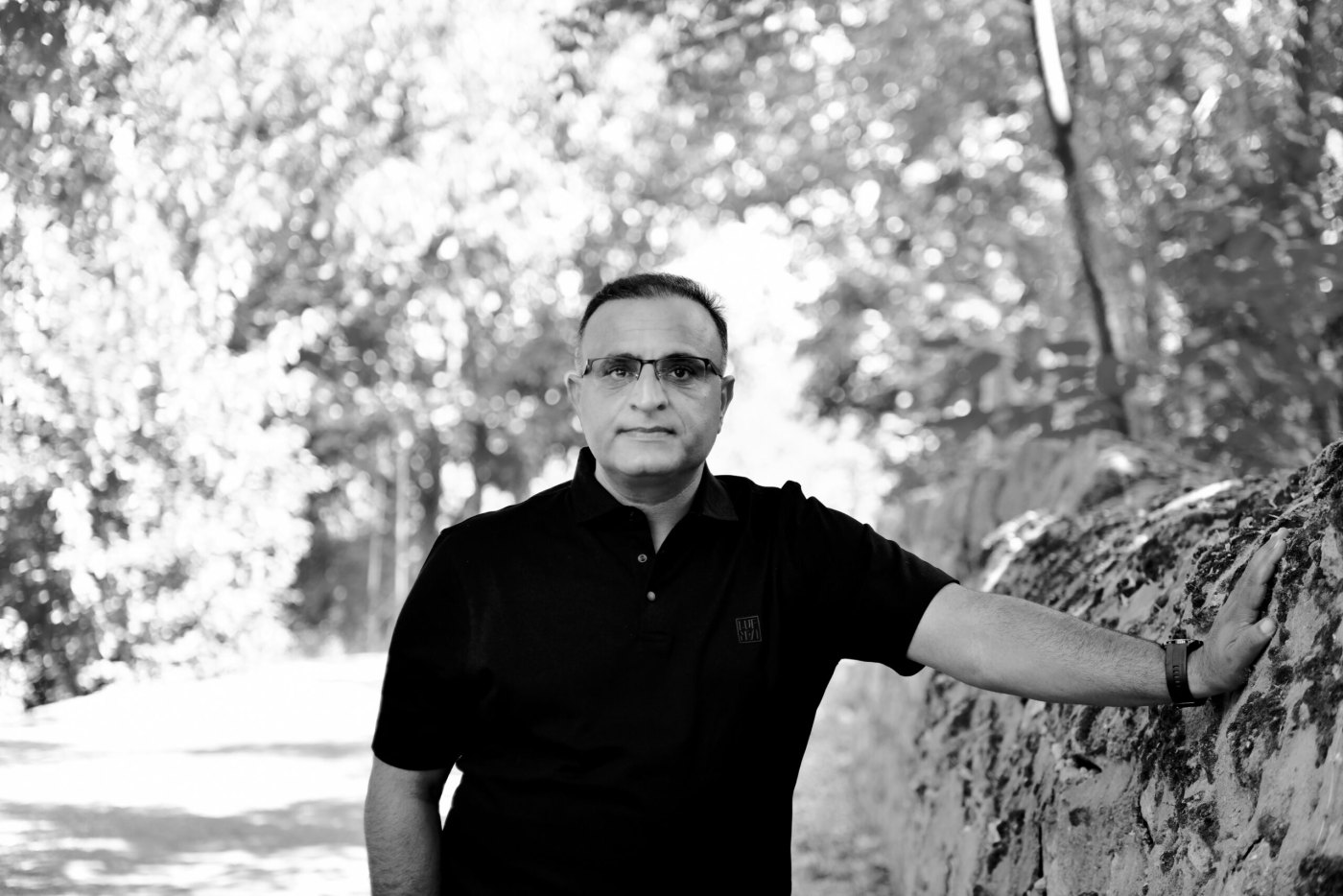 KEMAL VAROL: ARKADAŞLARIMIZIN VE ONLARIN HİKÂYELERİNİN TOPLAMIYIZ